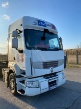 جرار Renault Premium 460