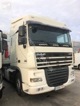 Tracteur DAF XF105 460