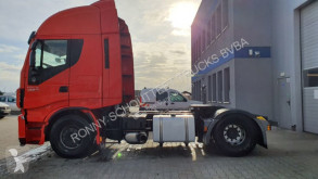 جرار Iveco Stralis 460 4x2 Klima/Tempomat/eFH./NSW/Radio مستعمل