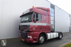 Cabeza tractora DAF XF105 usada