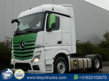 Nyergesvontató Mercedes Actros 1845 használt