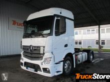Cabeza tractora Mercedes Actros 1843 usada
