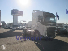Used tractor unit Volvo FH 4