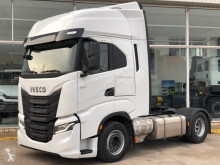 جرار Iveco S-WAY AS440S51TP مستعمل
