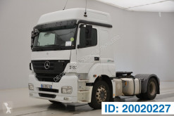 Cabeza tractora Mercedes Axor productos peligrosos / ADR usada