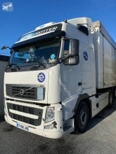 Cabeza tractora Volvo FH12 500 usada