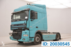 DAF tractor unit XF105
