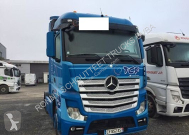 Mercedes