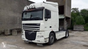 Cabeza tractora DAF XF105 510 usada