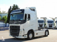 влекач Volvo