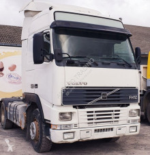 Tracteur Volvo FH12 420