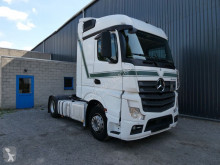 Ciągnik siodłowy Mercedes Actros 1845 używany