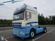 Cabeza tractora DAF XF105 usada