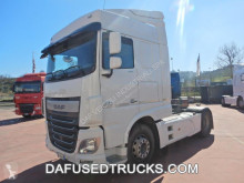 Cabeza tractora DAF XF 460 usada