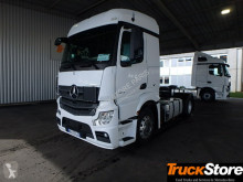 Tahač Mercedes Actros 1843LS