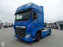 Cabeza tractora DAF XF 106 usado