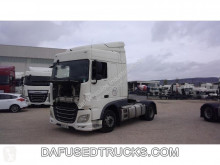 Cabeza tractora DAF XF 460 usada