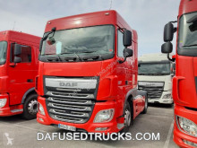 Tracteur DAF XF 460