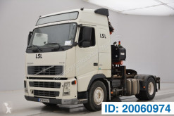 جرار Volvo FH12 مستعمل