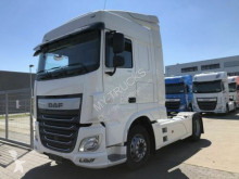 Cabeza tractora DAF XF 460 usado