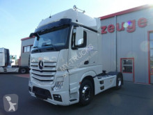 Tracteur Mercedes Actros 1853