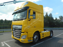 Cabeza tractora DAF XF 106 usada