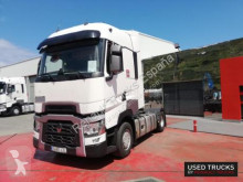 Tahač Renault Trucks T High nebezpečné látky / adr použitý