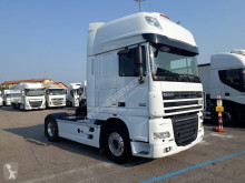 Nyergesvontató DAF XF105 használt