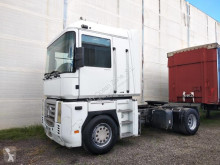 Tahač Renault Magnum 440.18