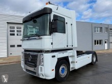 Renault tractor unit Magnum 520.18