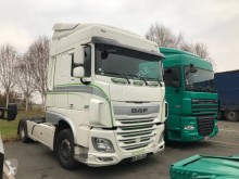 Cabeza tractora DAF XF460 usada
