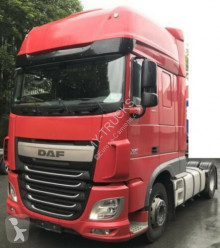 Cabeza tractora DAF XF 106 usado
