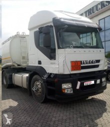 Iveco veszélyes termékek/a Veszélyes Áruk Nemzetközi Közúti Szállításáról szóló Európai Megállapodás nyergesvontató Stralis 450