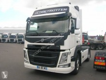 Nyergesvontató Volvo FM11 450 használt veszélyes termékek/a Veszélyes Áruk Nemzetközi Közúti Szállításáról szóló Európai Megállapodás