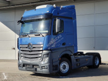 Cabeza tractora Mercedes Actros 1845