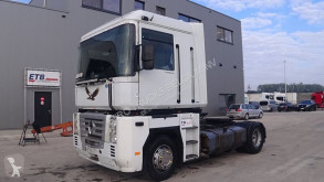 Cabeza tractora Renault Magnum 400