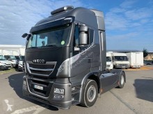 Cabeza tractora Iveco Stralis 440 S 46 usada