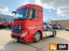 Tracteur Mercedes Actros 1845