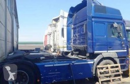 Cabeza tractora MAN F2000 19.463 usada