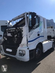 Cabeza tractora Iveco Stralis AS 440 accidentada