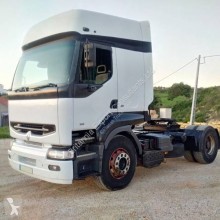 Tracteur Renault Premium 385