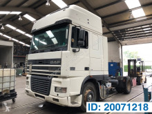 Cabeza tractora DAF 95XF.530 Super Space Cab usada