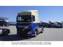 Cabeza tractora DAF XF 460 productos peligrosos / ADR usada