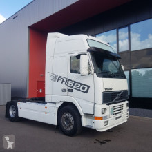 Cabeza tractora Volvo FH16 520 usada