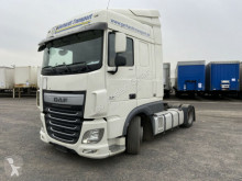 Cabeza tractora convoy excepcional usada DAF 460 XF Lowliner Mega Low Deck