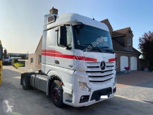 Cabeza tractora Mercedes Actros 1845 usada