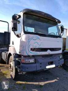 Tracteur Renault Kerax 420