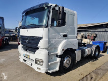 Влекач Mercedes Axor 1835 LS