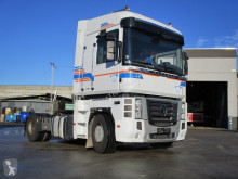 Tracteur Renault Magnum
