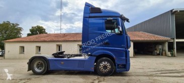 Cabeza tractora Mercedes Actros 1851 LSN 37 usada